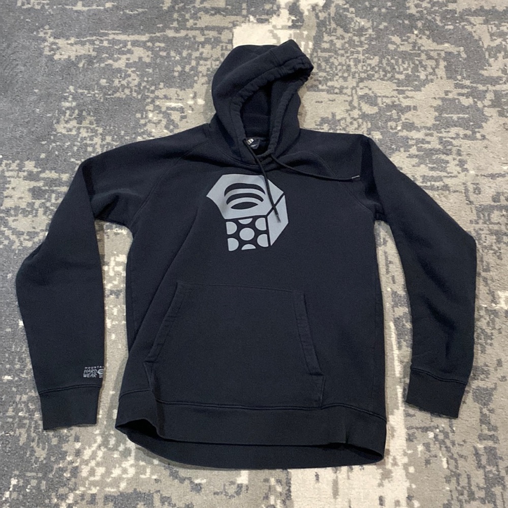 Mountain Hardware hoodie. Black, medium.